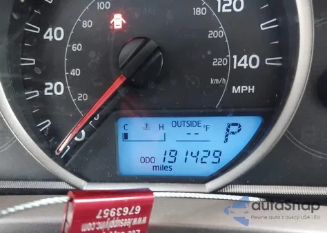 2015 Toyota Rav4 Xle from USA, damaged, VIN 2T3RFREV9FW230543